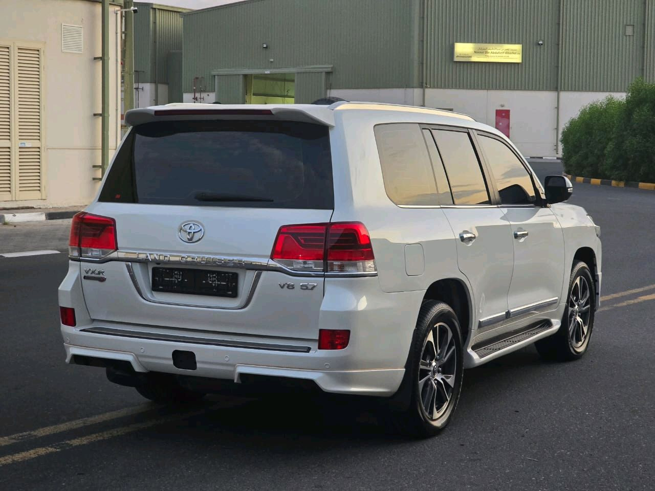 Toyota Land Cruiser - Image 5