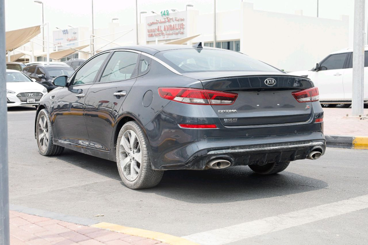 KIA Optima - Image 10