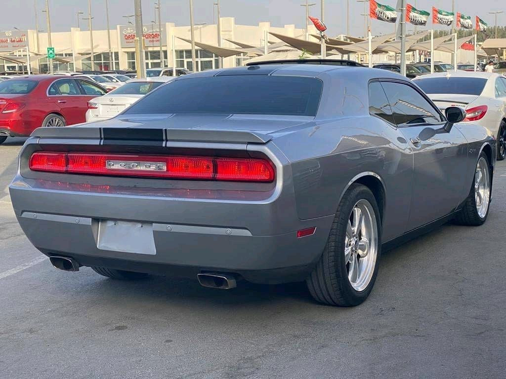 Dodge Challenger - Image 5