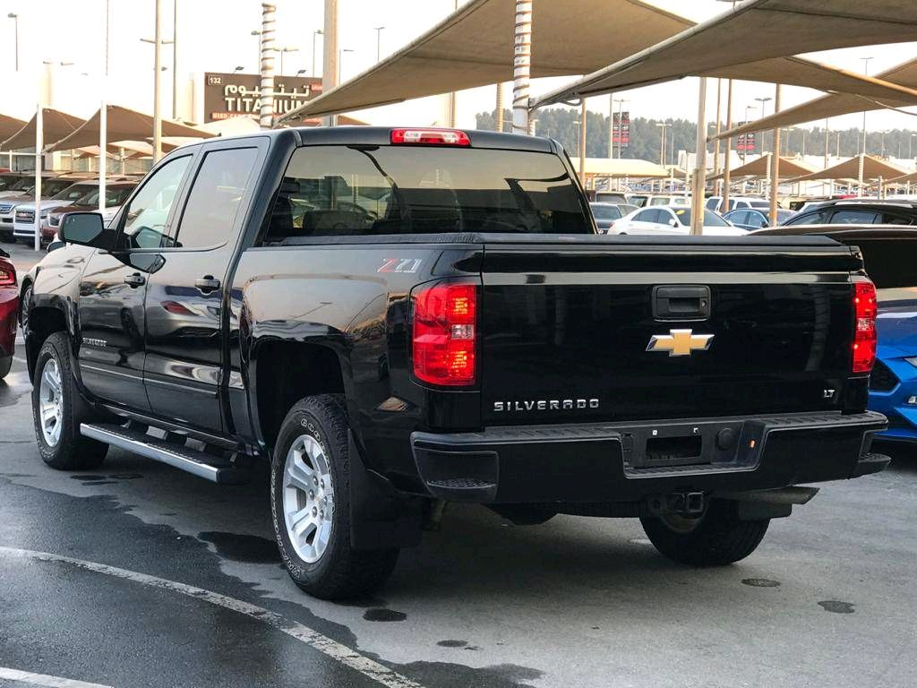 Chevrolet Silverado - Image 4