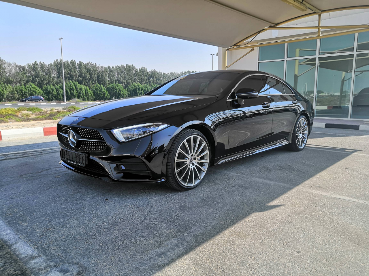 Mercedes Benz S-Class - Image 6