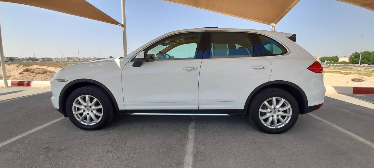 Porsche Cayenne - Image 3