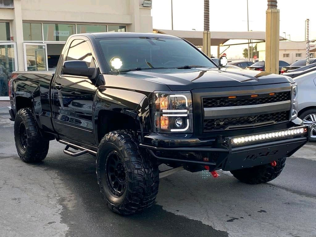 Chevrolet Silverado - Image 6