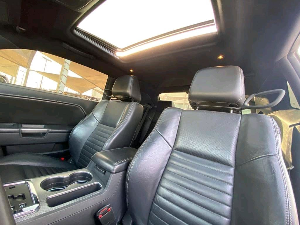 Dodge Challenger - Image 8