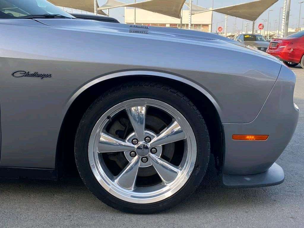 Dodge Challenger - Image 7