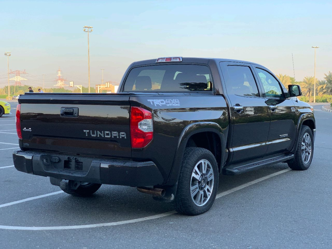 Toyota Tundra - Image 4