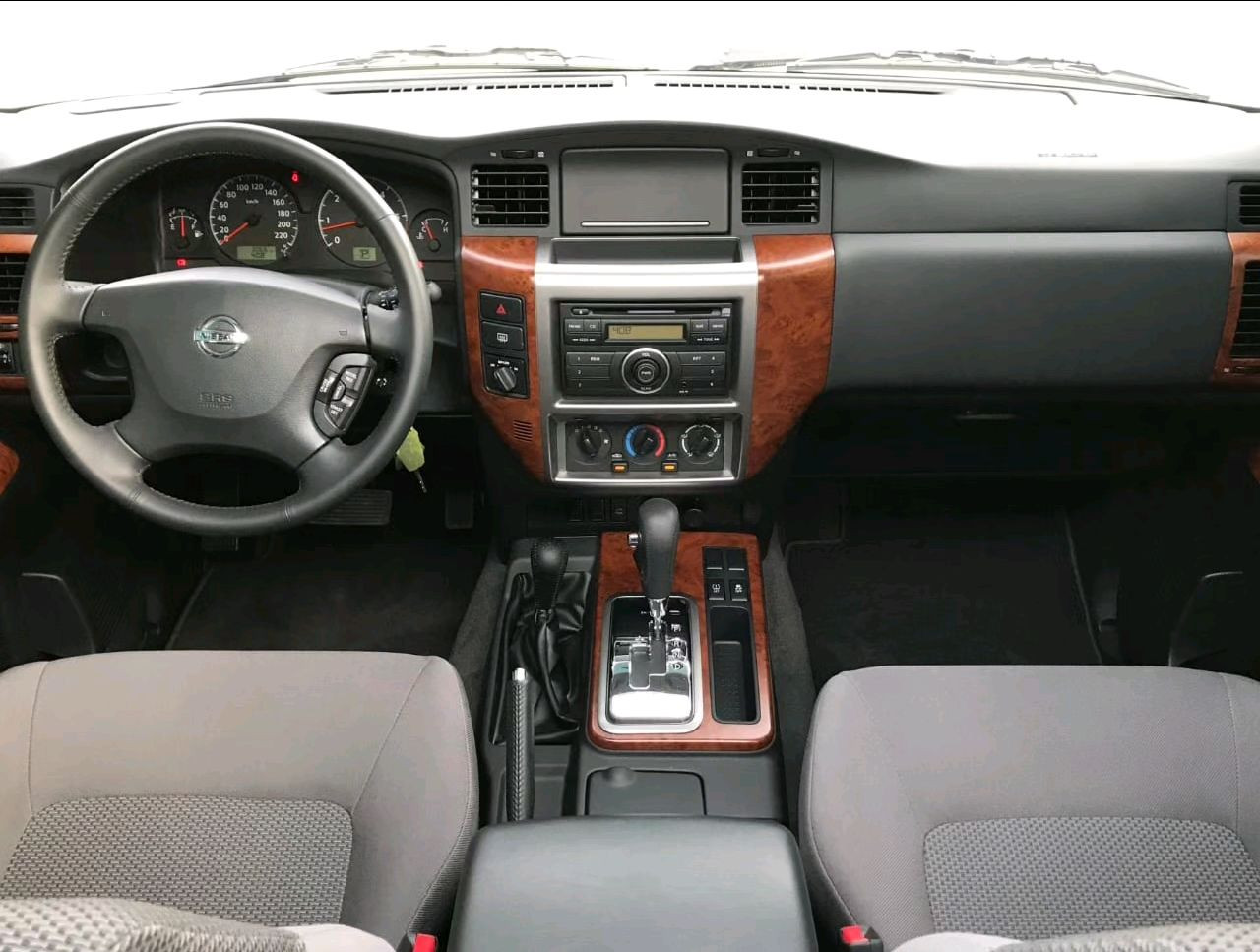 Nissan Safari - Image 4