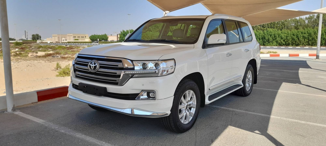 Toyota Land Cruiser - Image 3