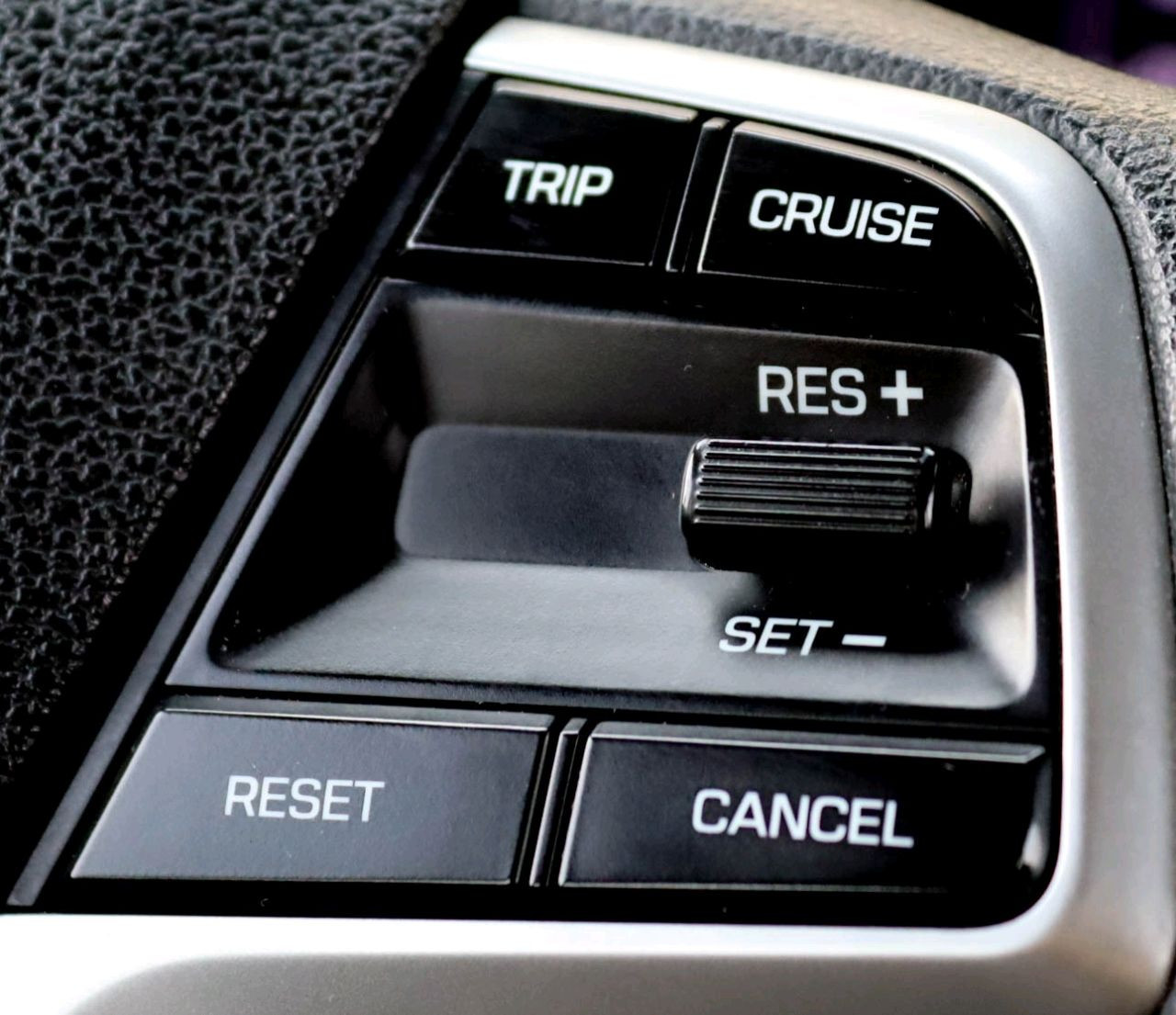 Hyundai Accent - Image 8