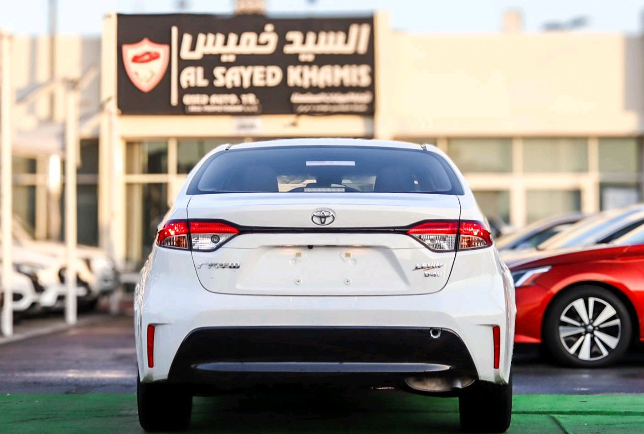 Toyota Corolla - Image 7