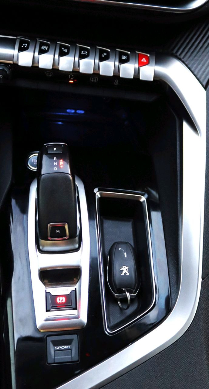 Peugeot 5008 - Image 6