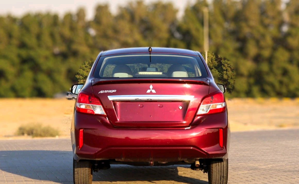 Mitsubishi Attrage - Image 10