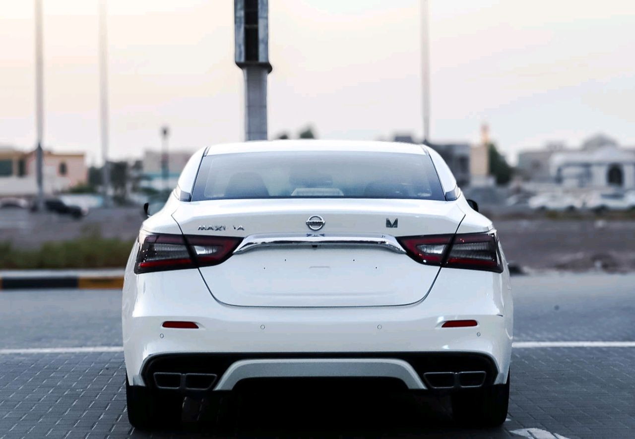 Nissan Maxima - Image 5