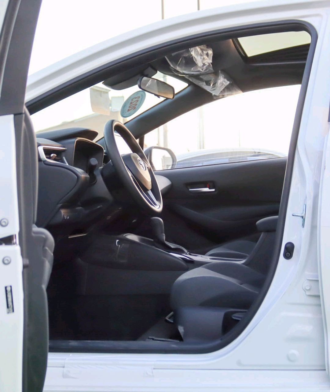 Toyota Corolla - Image 10
