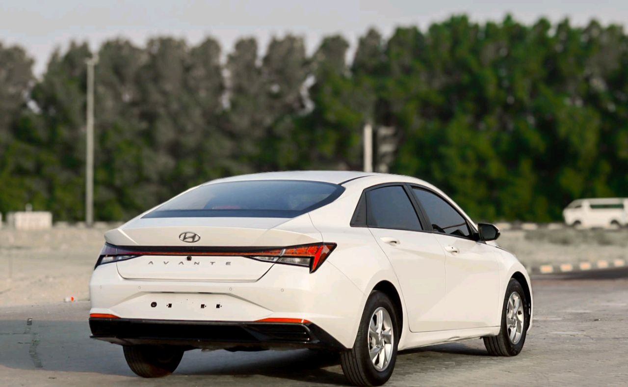 Hyundai Avante - Image 11