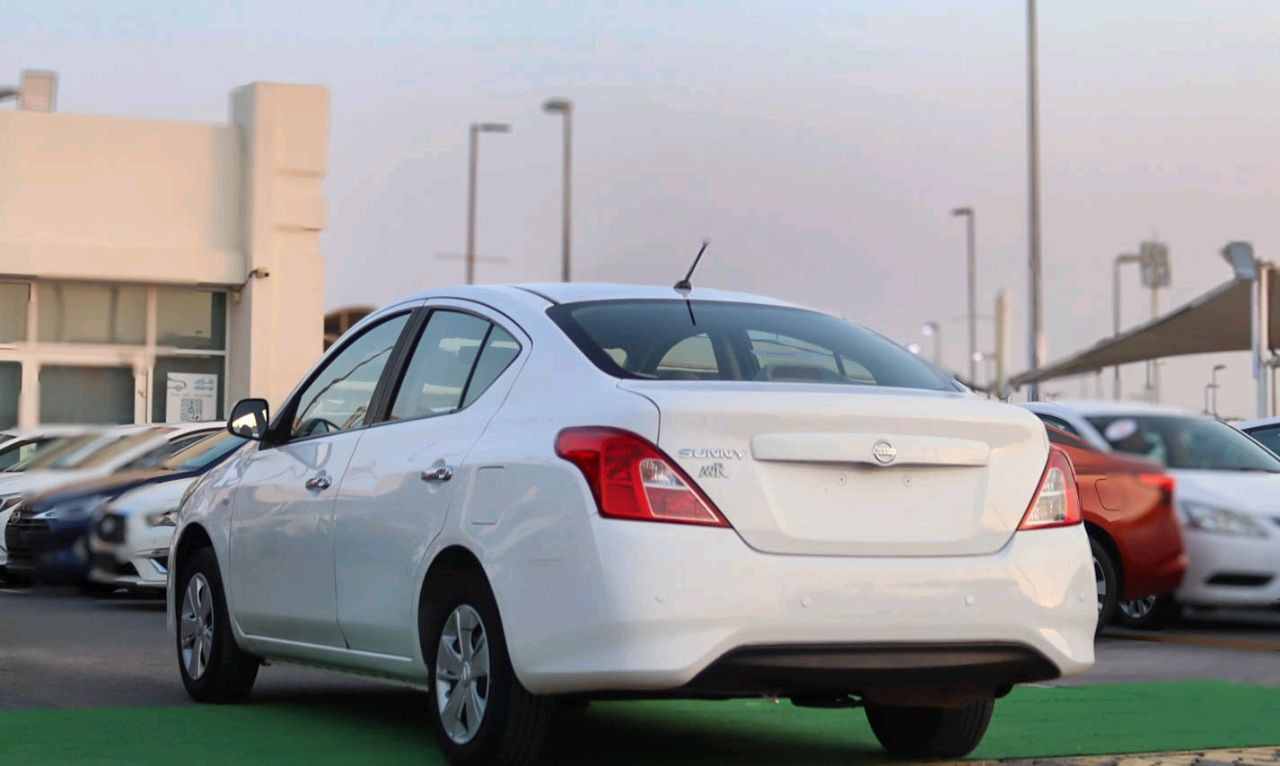 Nissan Sunny - Image 3