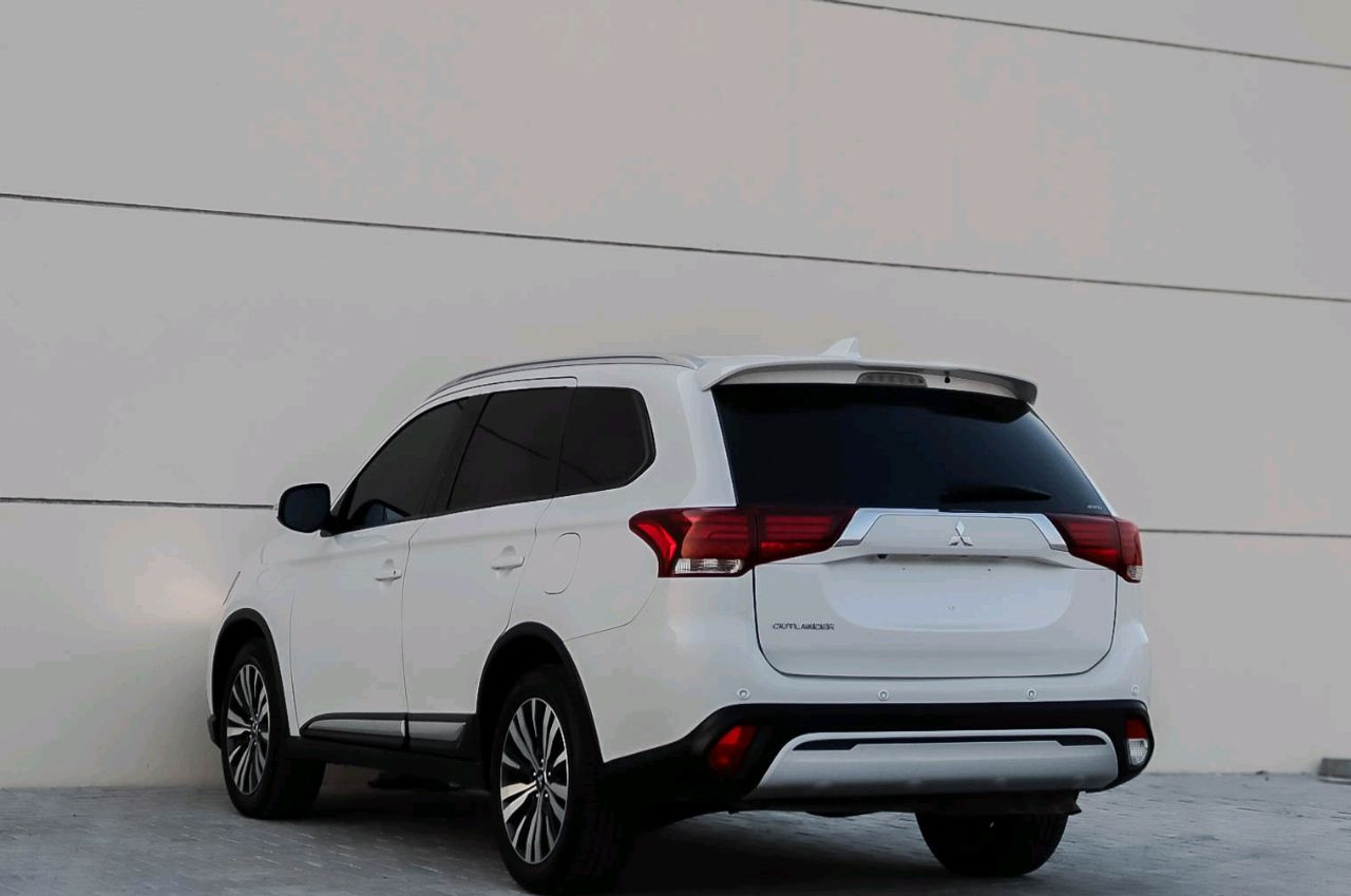 Mitsubishi Outlander - Image 3