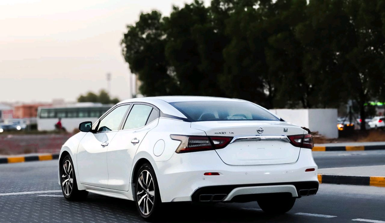Nissan Maxima - Image 3