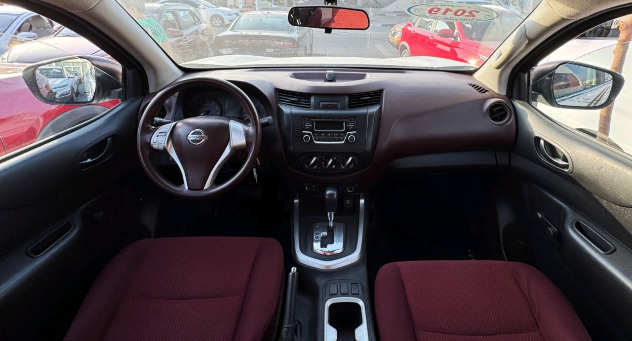 Nissan Navara - Image 10