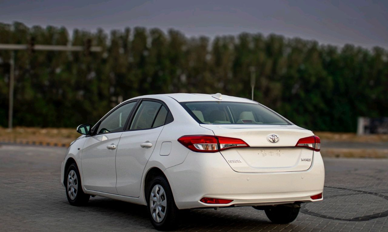 Toyota Yaris - Image 6