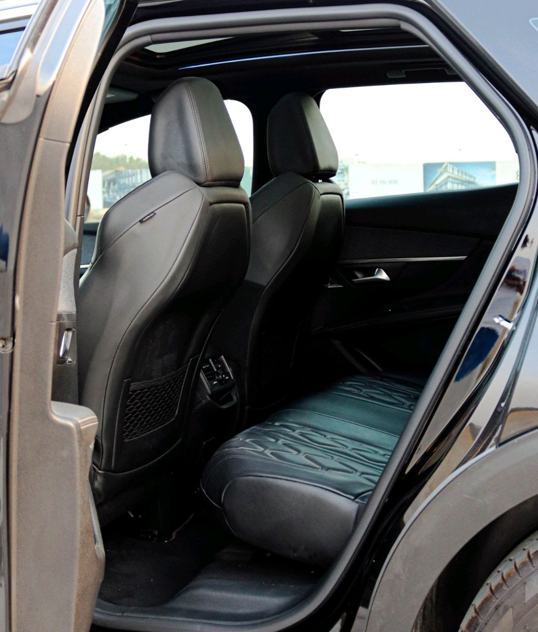 Peugeot 3008 - Image 11