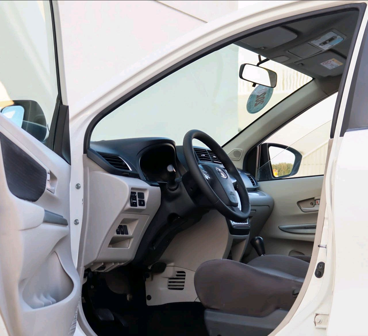 Toyota Avanza - Image 8