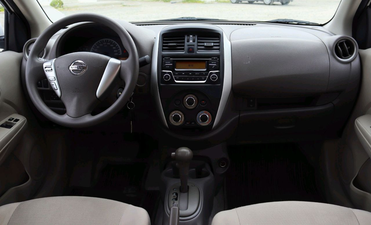 Nissan Sunny - Image 9