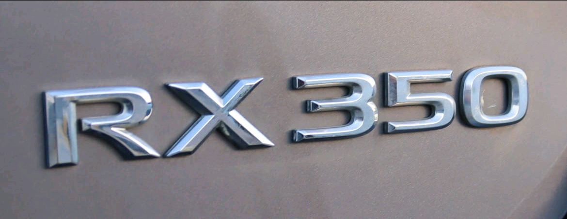 Lexus RX-Series - Image 12