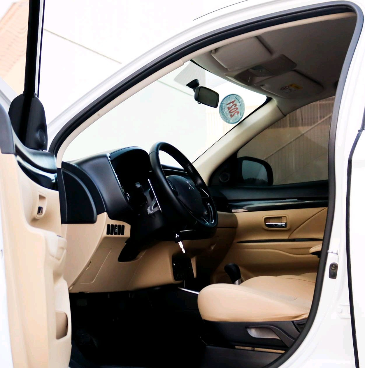Mitsubishi Outlander - Image 8