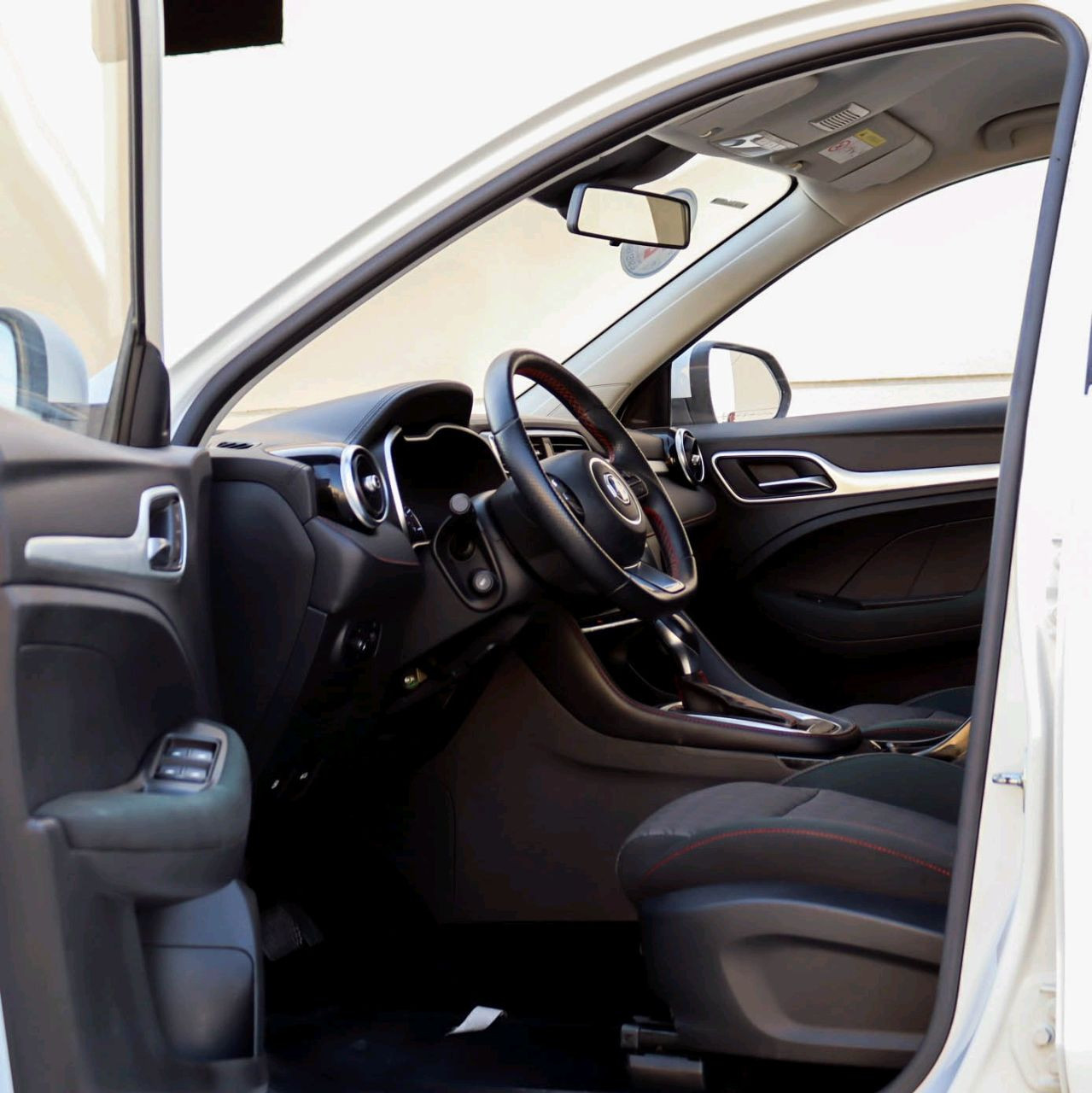 MG ZS - Image 10