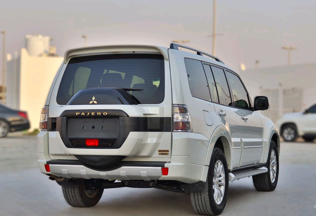 Mitsubishi Pajero - Image 3