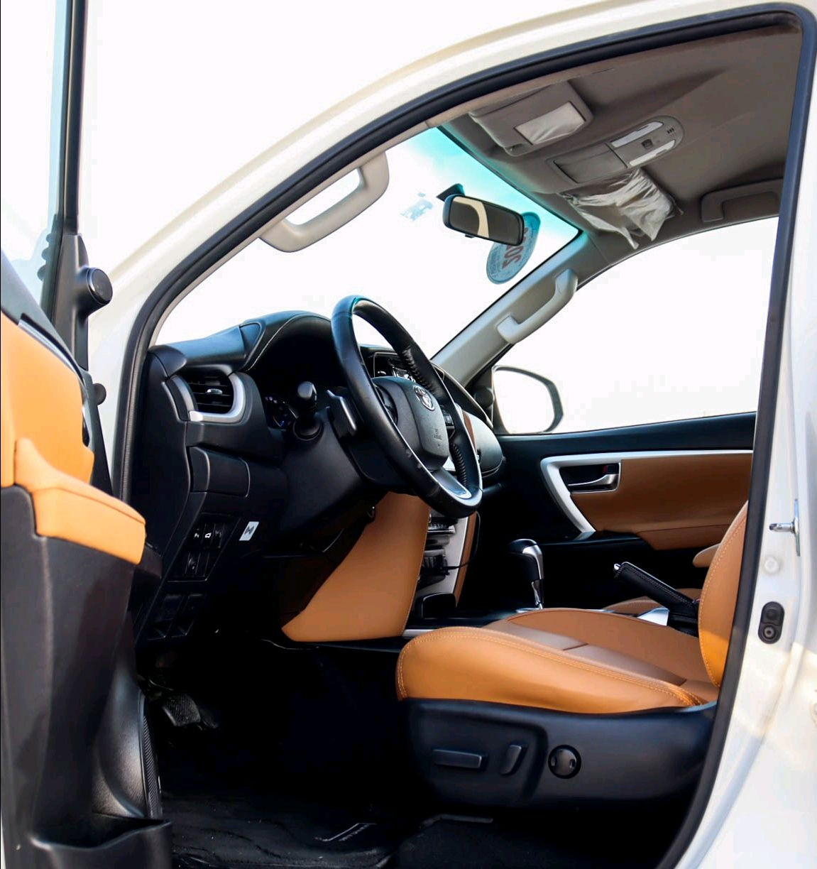 Toyota Fortuner - Image 5