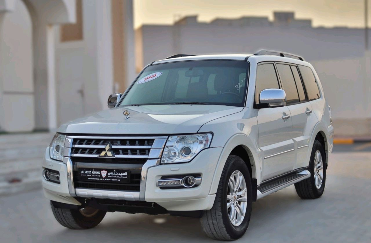 Mitsubishi Pajero - Image 11