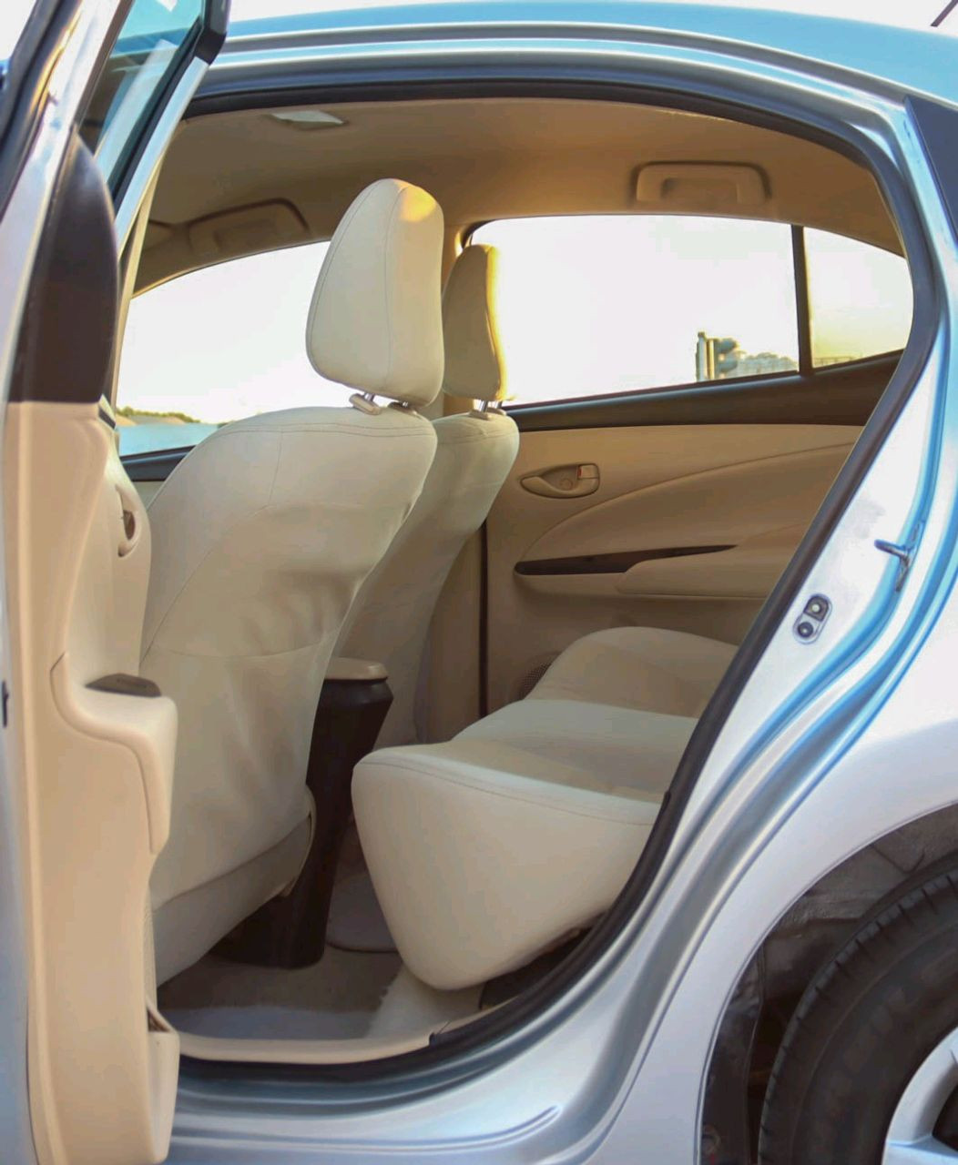 Toyota Yaris - Image 11