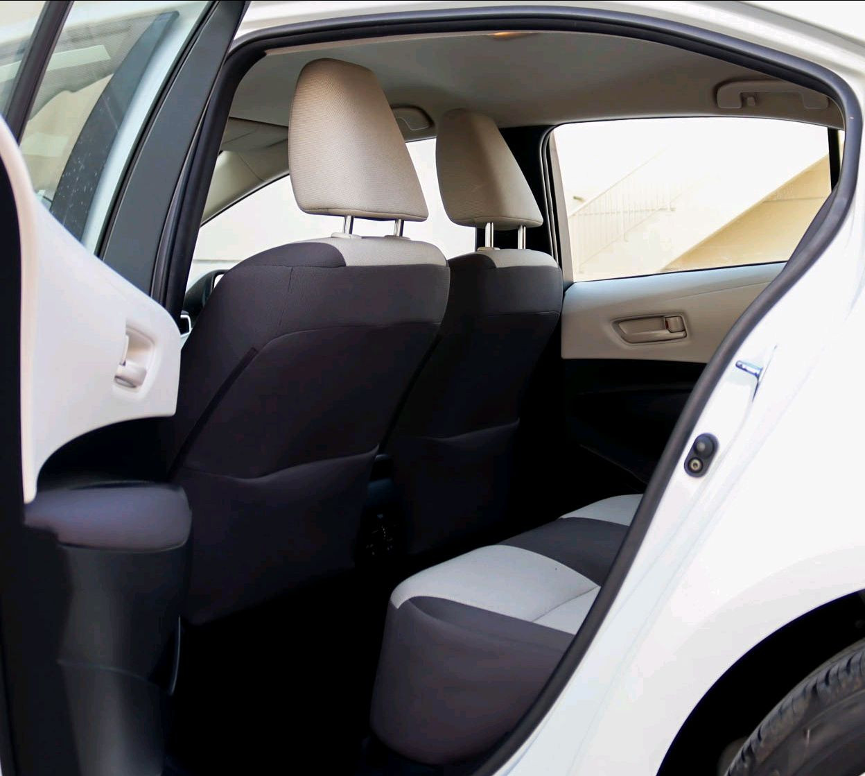 Toyota Corolla - Image 11