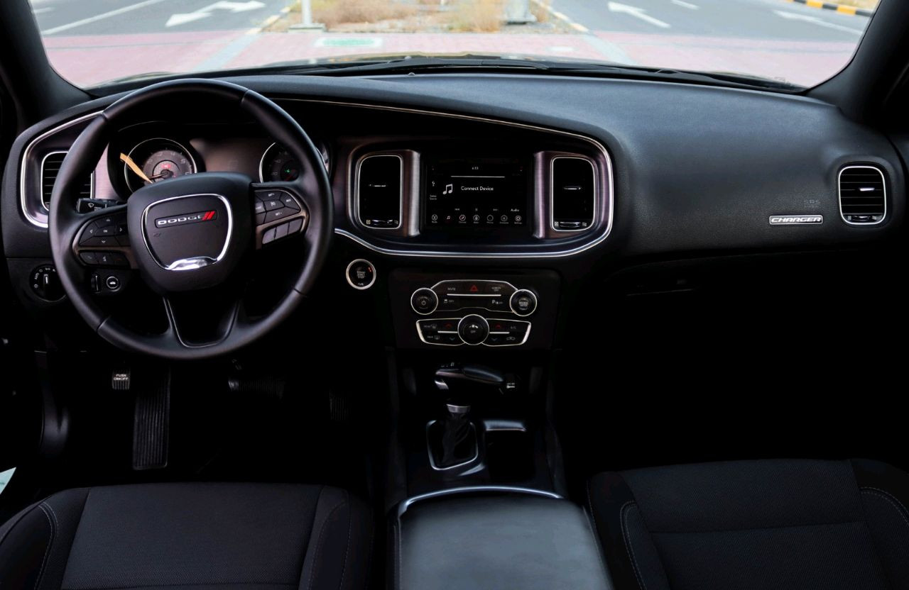 Dodge Charger - Image 14