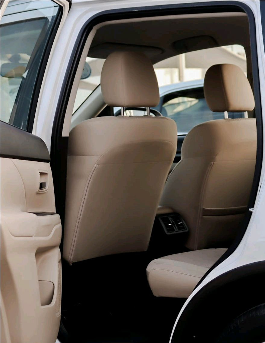 Mitsubishi Outlander - Image 2
