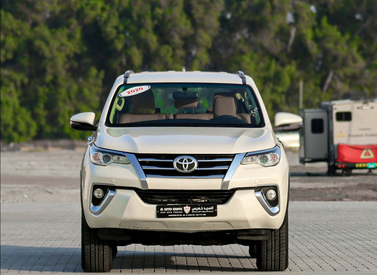 Toyota Fortuner - Image 11