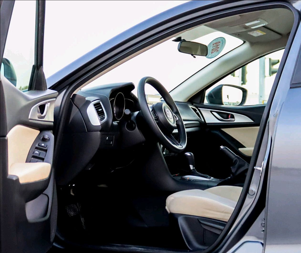 Mazda 3 - Image 6