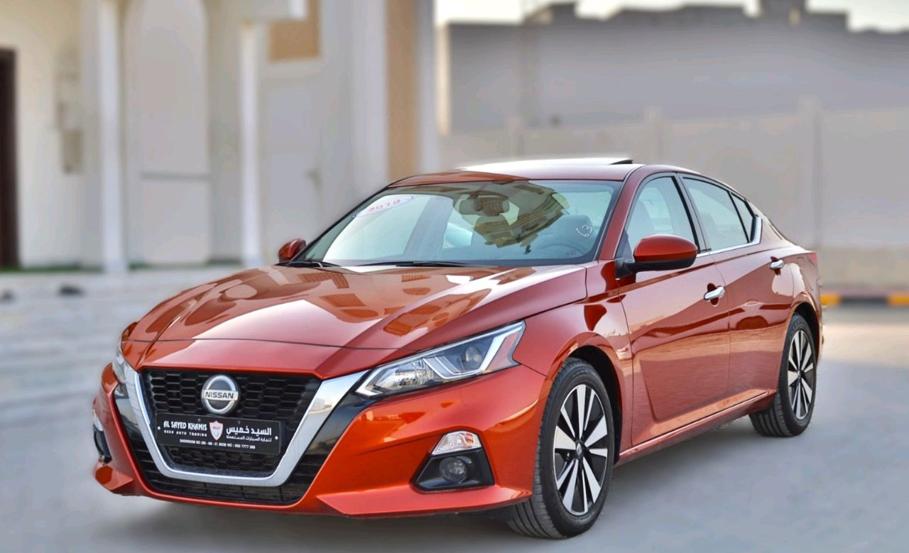 Nissan Altima - Image 6