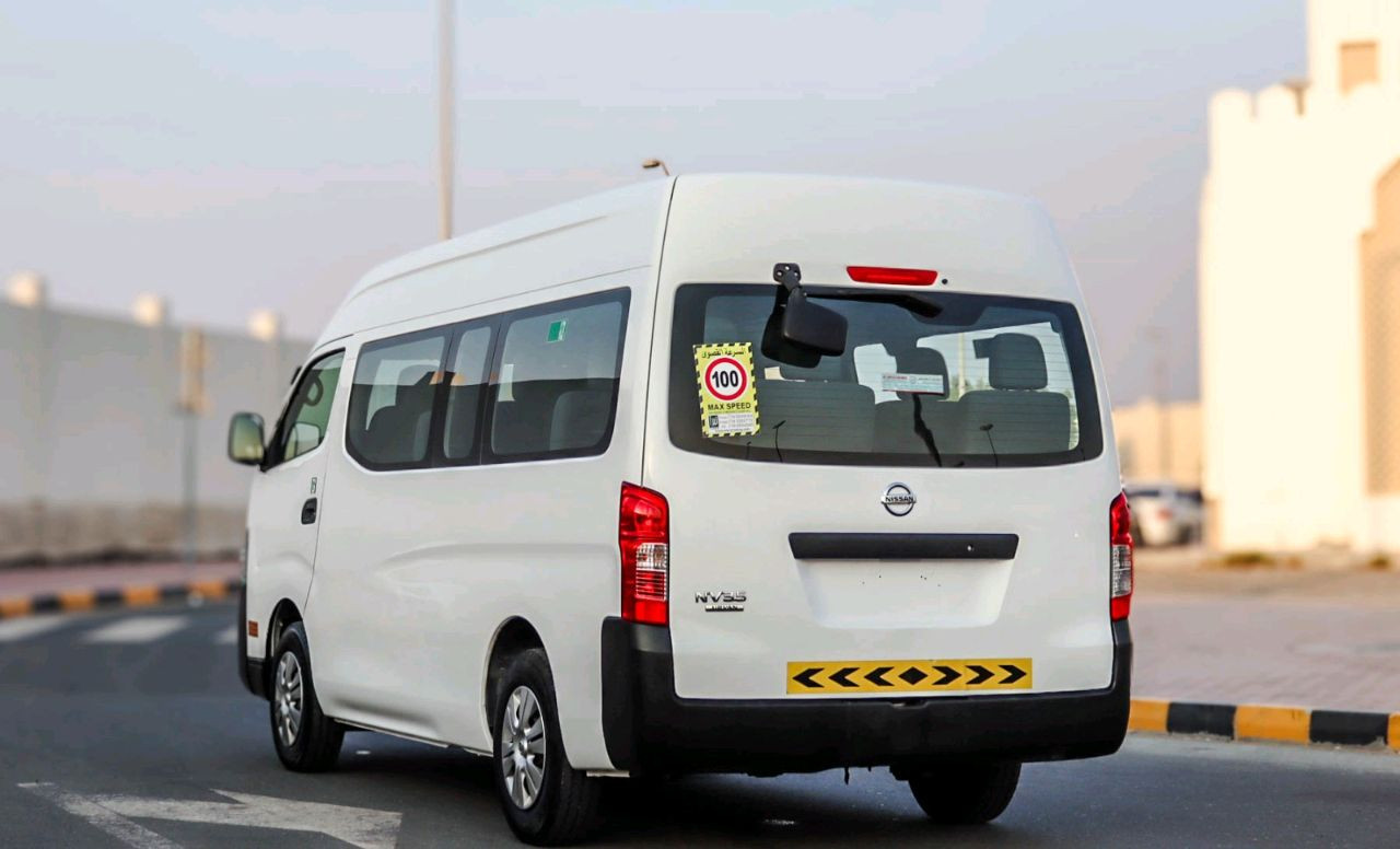 Nissan Urvan - Image 8