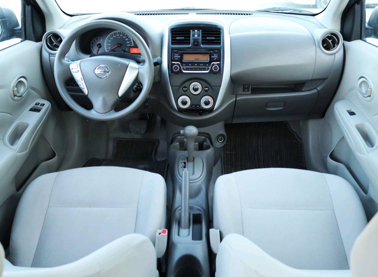Nissan Sunny - Image 7