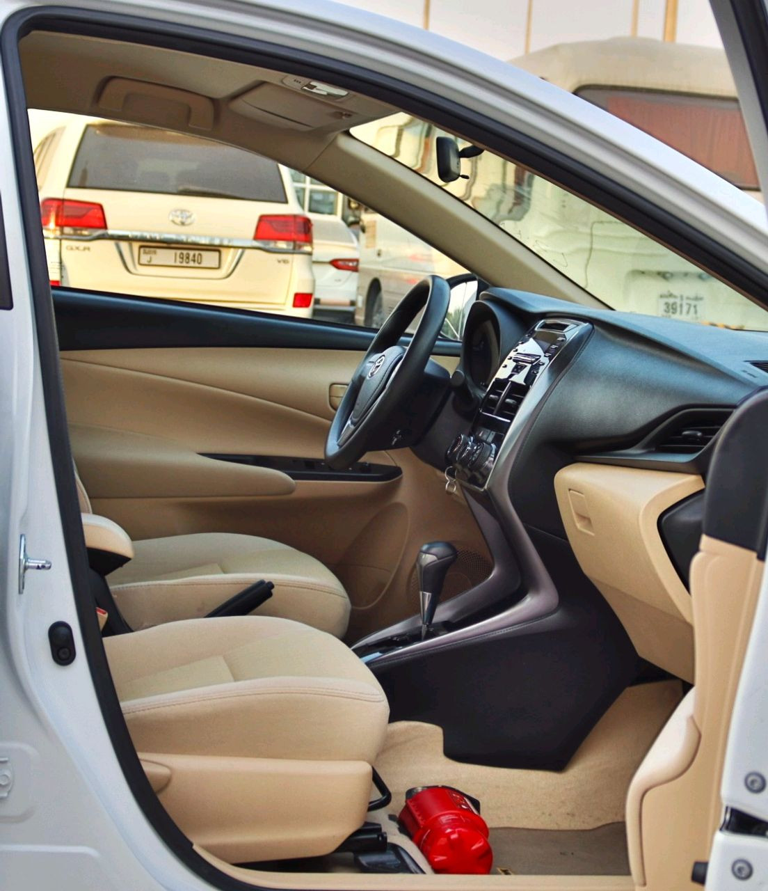 Toyota Yaris - Image 9