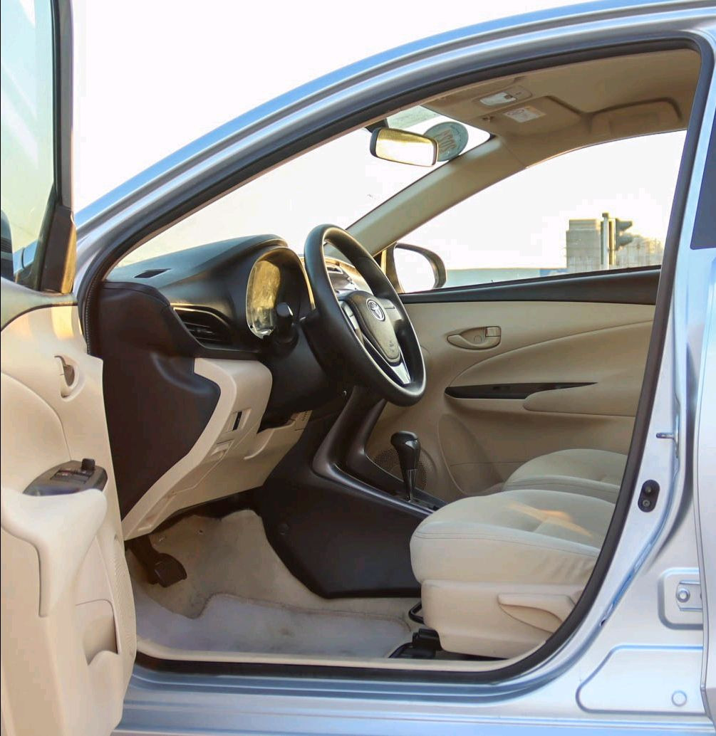 Toyota Yaris - Image 8