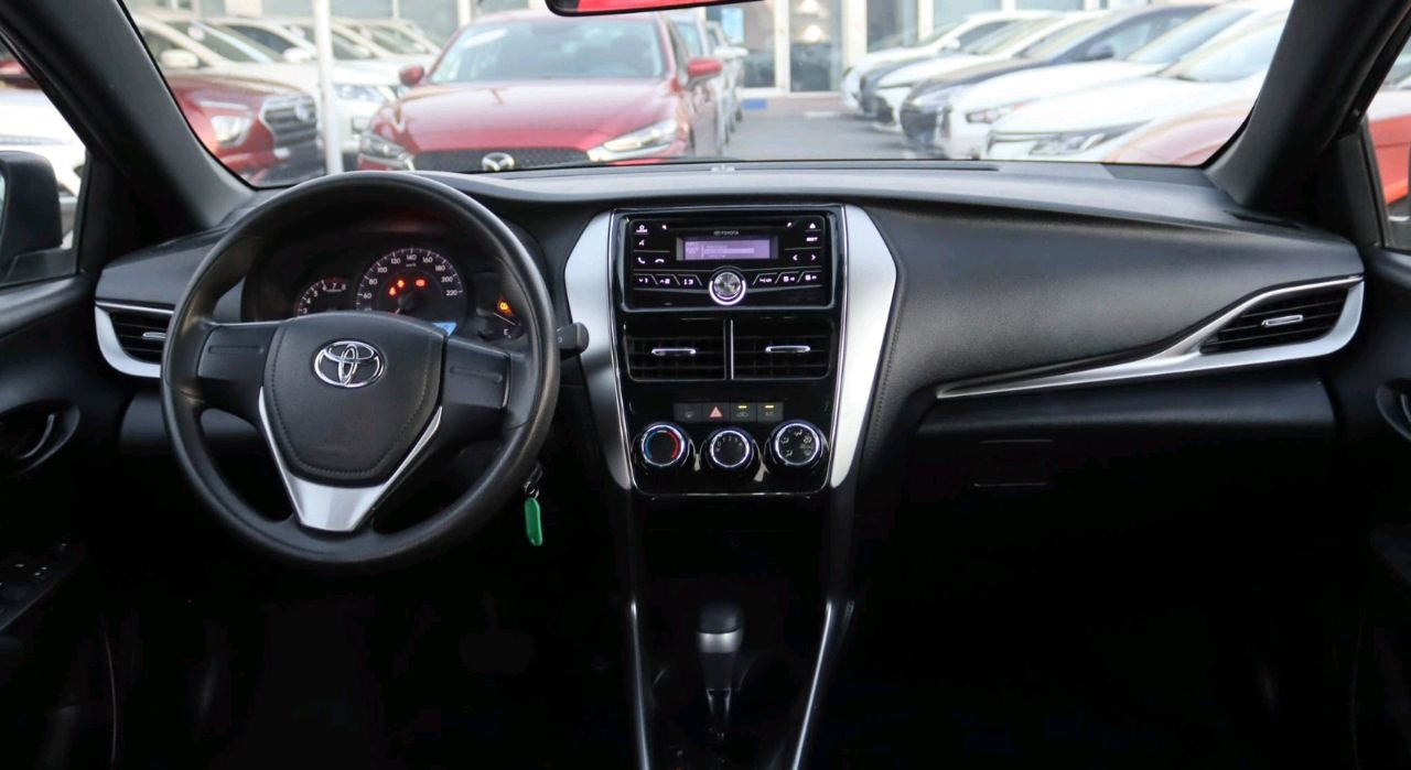 Toyota Yaris - Image 7