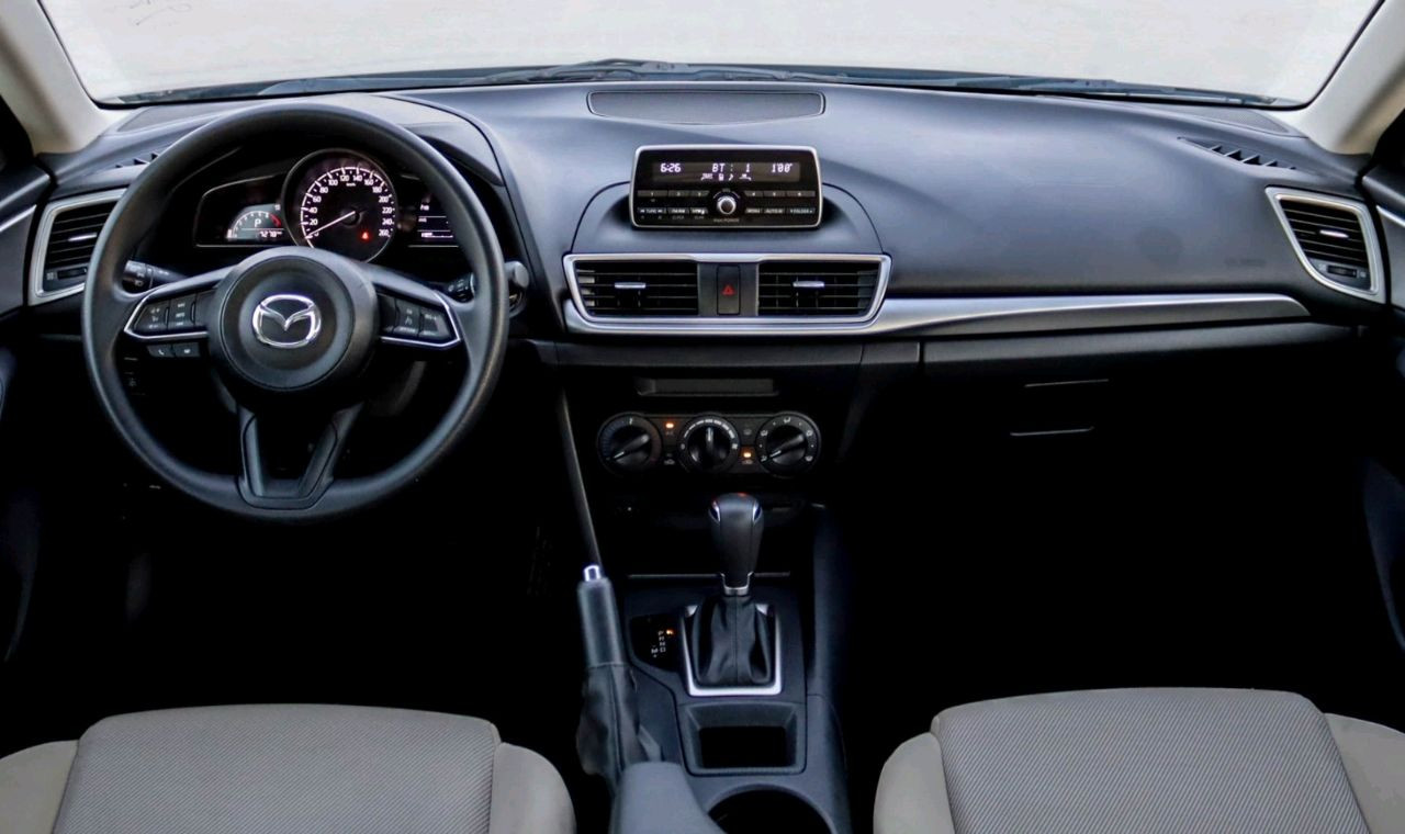 Mazda 3 - Image 3