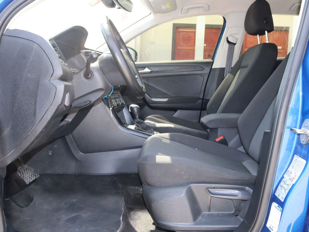 Volkswagen T-ROC - Image 11