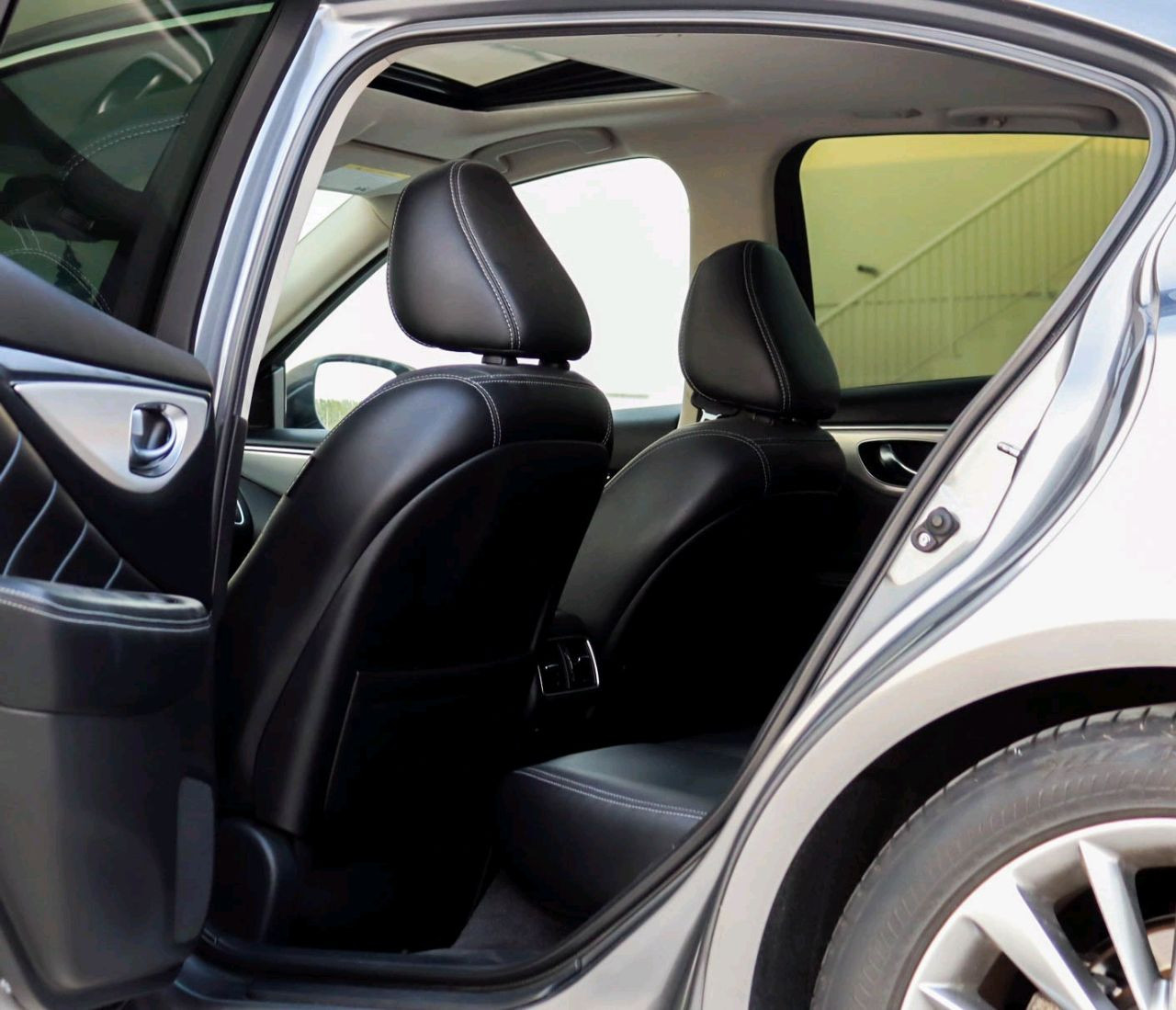 Infiniti Q50 - Image 9
