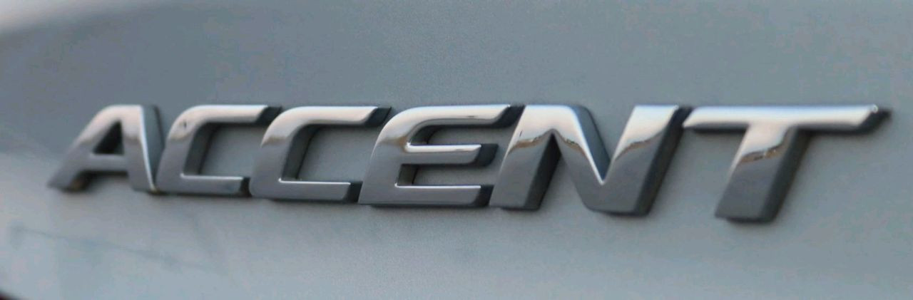 Hyundai Accent - Image 8