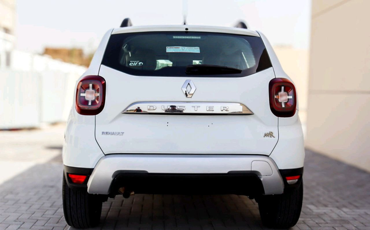 Renault Duster - Image 10
